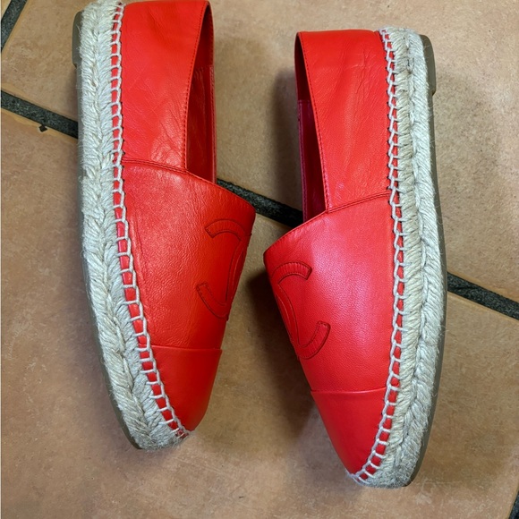 AUTHENTIC lambskin Chanel espadrilles - Picture 4 of 9